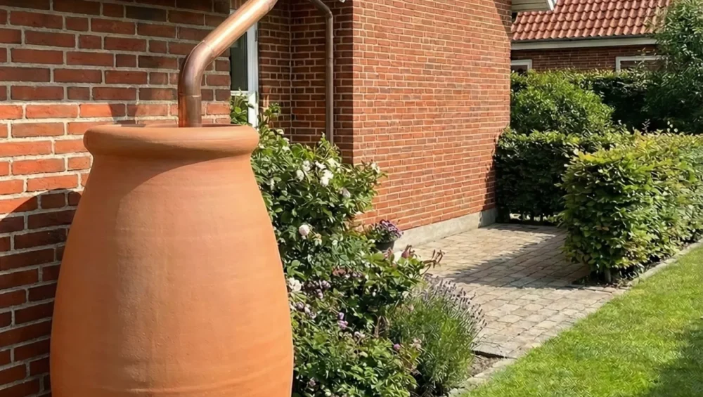 1000 L. REGNVANDSTØNDE - GAIA