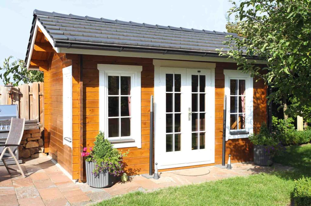12,6 M² HAVEHUS - LUCILLE 1 MED DOBBELT TAG TIL ISOLERING