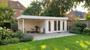 13 M² + 9 M² HAVEHUS - SOFIE MED HALVTAG