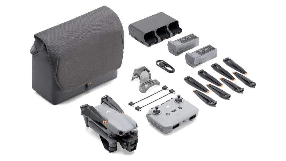 DJI Air 3 Fly More Combo (DJI RC-N2) + GRATIS 2 stk. valgfri bøger om droner