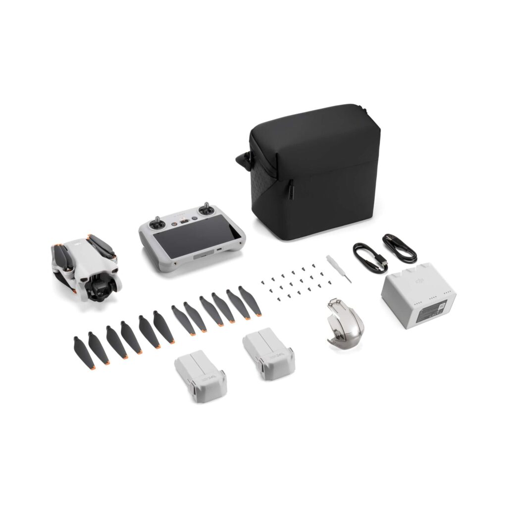 DJI Mini 3 Fly More Combo med DJI RC smartcontroller + GRATIS 2 stk. valgfri bøger om droner