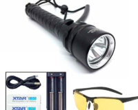 Ravlygte: AmberExpert&trade; XLC3 | kraftig 30W UV-lygte - AmberExpert&trade; XLC3 med ravbrille - Med oplader adapter og 2 batterier